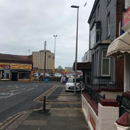 Shazron Hotel Blackpool Exterior photo